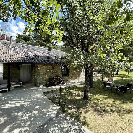 Вилла Chalet Del Roble Бьескас Экстерьер фото