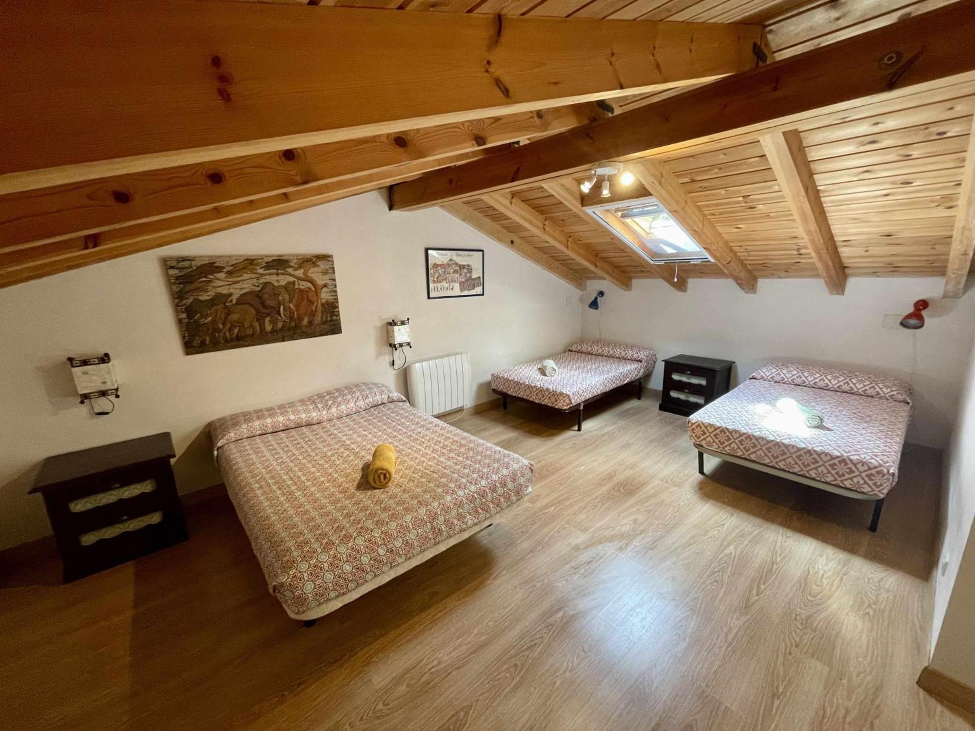 Вилла Chalet Del Roble Бьескас Экстерьер фото